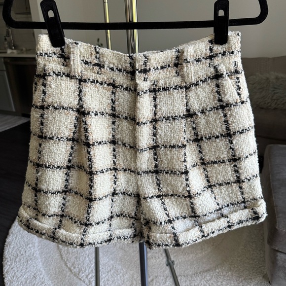 Anine Bing Becky Shorts Beige Plaid Size 6 DK36 NWT New - Picture 6 of 15